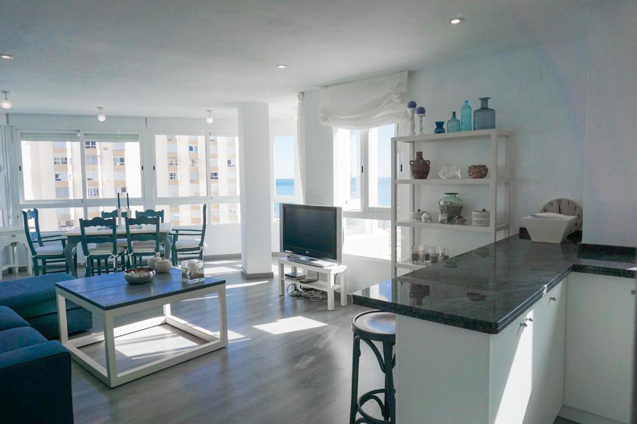Wintowinrentals Amazing Apartment With Sea View Málaga Eksteriør billede