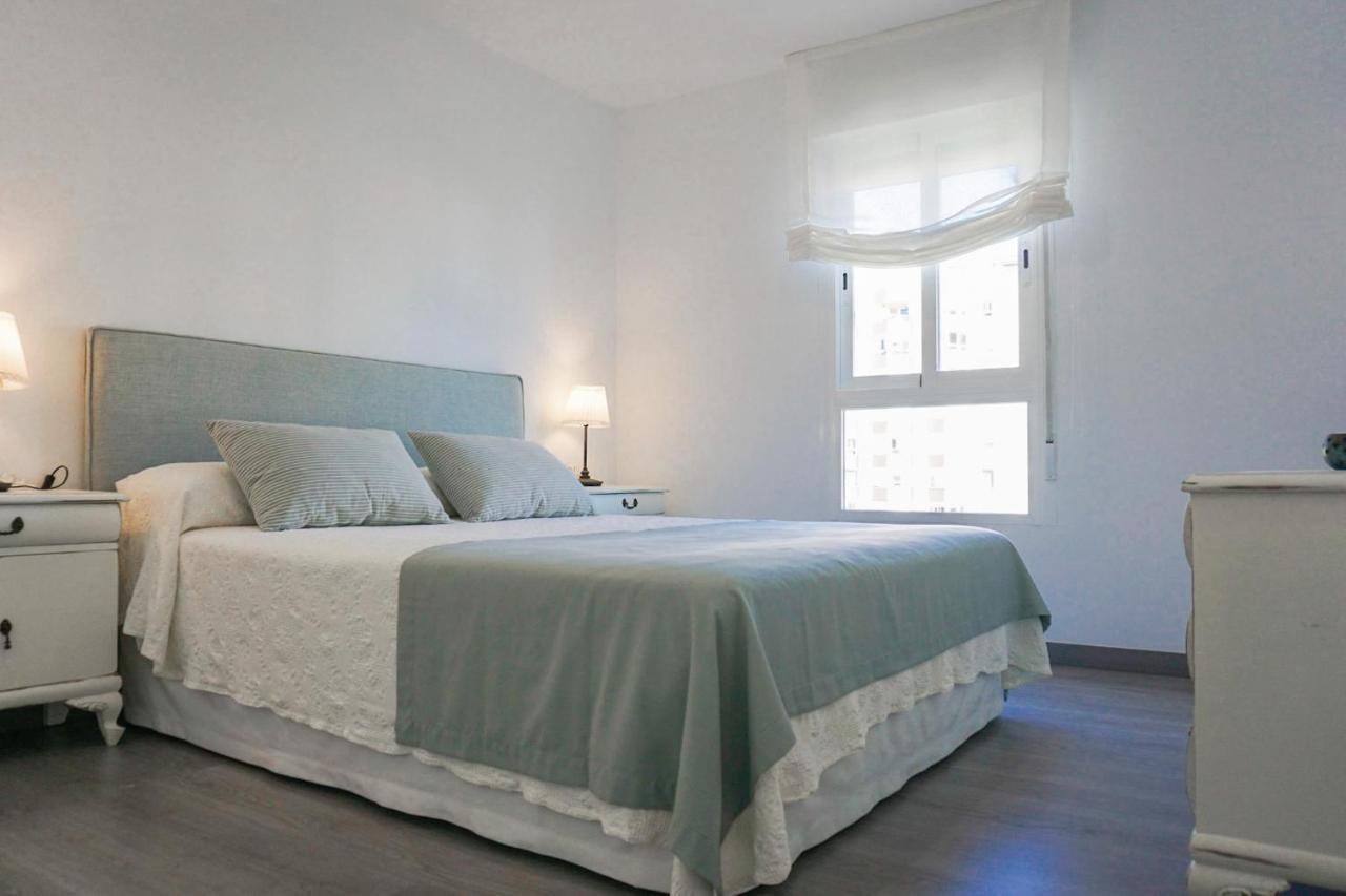 Wintowinrentals Amazing Apartment With Sea View Málaga Eksteriør billede