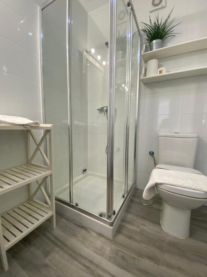 Wintowinrentals Amazing Apartment With Sea View Málaga Eksteriør billede