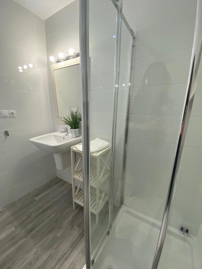 Wintowinrentals Amazing Apartment With Sea View Málaga Eksteriør billede