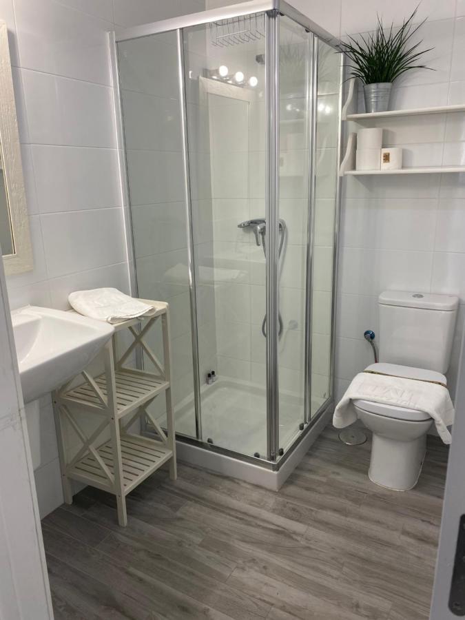 Wintowinrentals Amazing Apartment With Sea View Málaga Eksteriør billede
